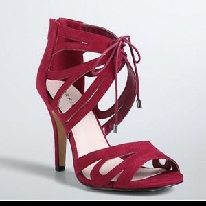 Torrid 9W  Beet Red Scallop Lace Up Burgundy 4in High Heels